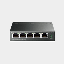 Load image into Gallery viewer, TP-Link 5-Port Gigabit Easy Smart Switch with 4-Port PoE+ (TL-SG105PE)

